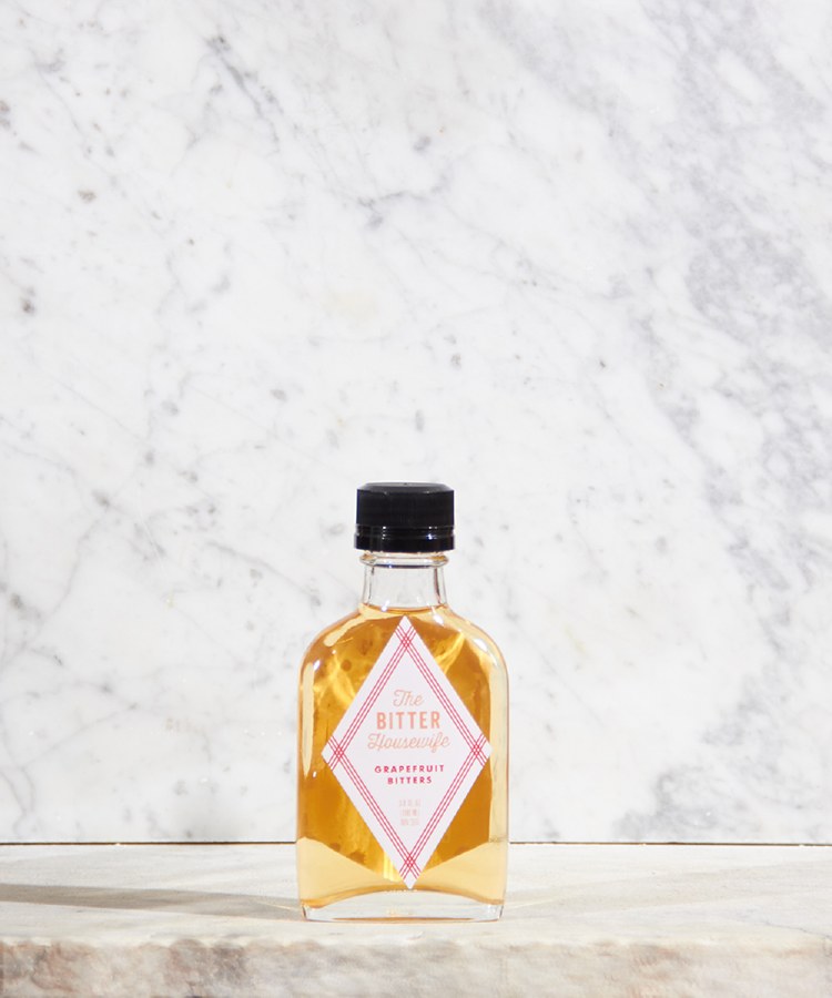 The Bitter Housewife Grapefruit Bitters, 3.4oz DeLAURENTI